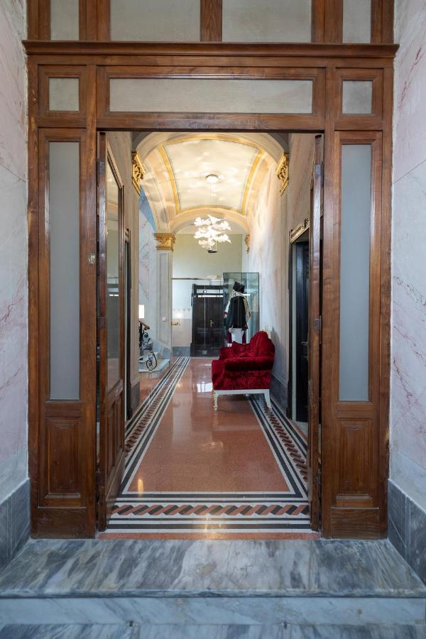 Отель Luxury Liberty House Альгеро Экстерьер фото